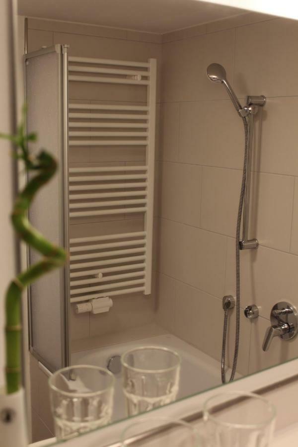 Inside Apartments Σπάιερ Εξωτερικό φωτογραφία